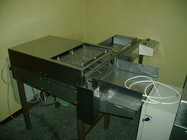 Waffer cutter - Nagema SB 9/1