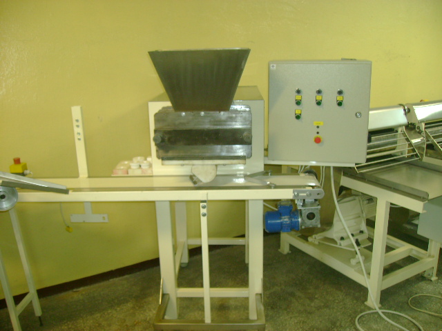 Roll extruder 200 mm