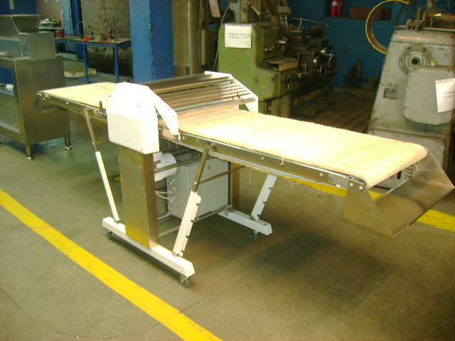 Seewer Rondo french dough roller